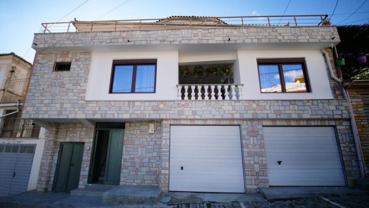 Vila Fatos Qama Berat Exterior photo